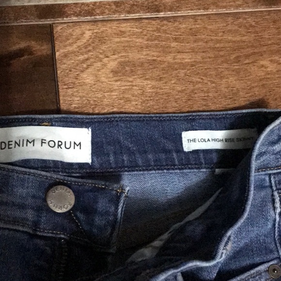 Aritzia Denim Forum Lola High Rise Skinny-Size 26 - Picture 8 of 12